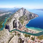 Nestos Hotel 4*