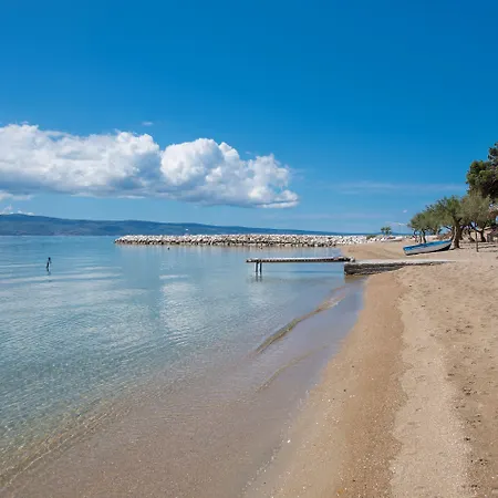 Hotel Nestos Omis