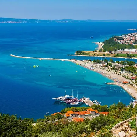 Nestos Hotel 4*