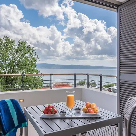 Nestos Hotel 4*